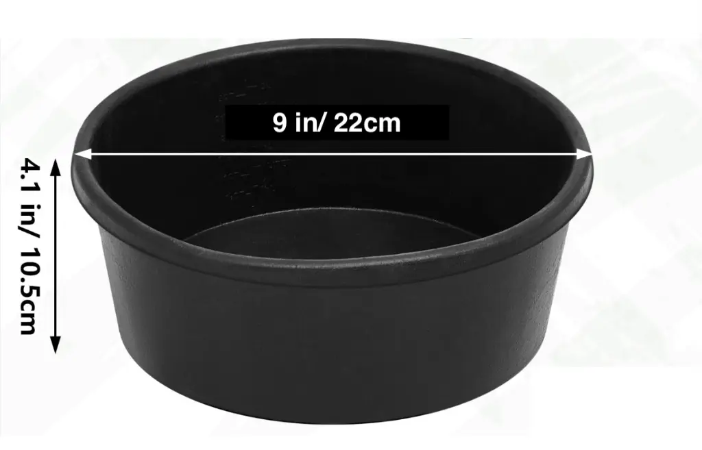 Black Rubber Feed Pan
