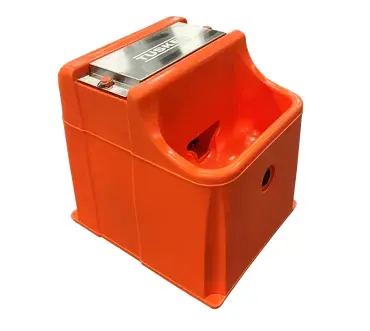 Heated Tusker Waterer w/500w element